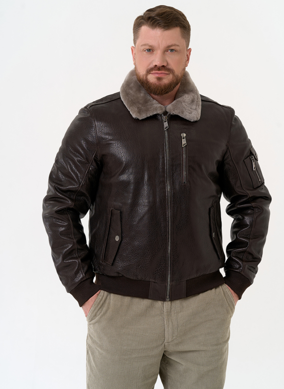 Мужская дубленка коричневого цвета Мужская дубленка коричневого цвета