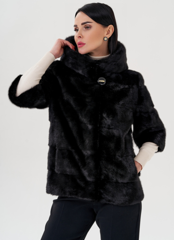 Шуба из норки с капюшоном черного цвета Шуба из норки с капюшоном черного цвета