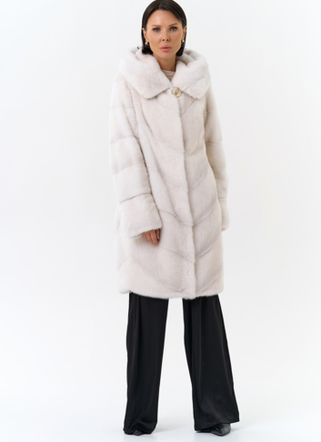 Светлая норковая шуба с капюшоном Светлая норковая шуба с капюшоном