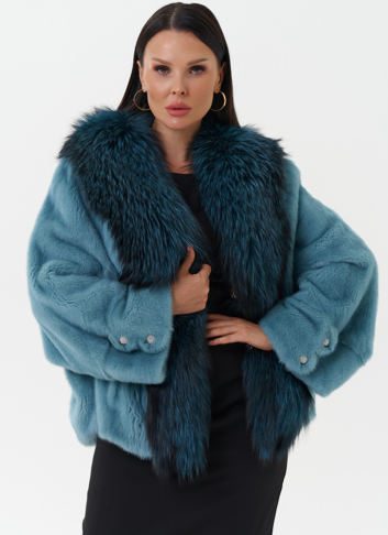 Короткая шуба из норки с мехом из чернобурки Короткая шуба из норки с мехом из чернобурки