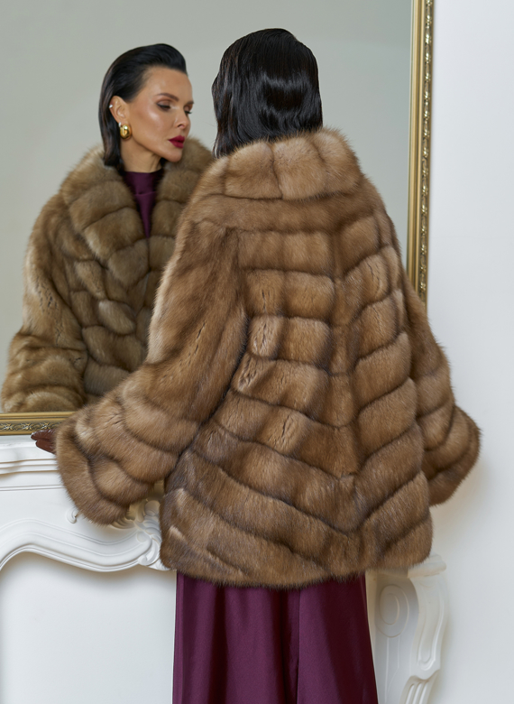 Женская шуба из куницы с воротником шаль Женская шуба из куницы с воротником шаль