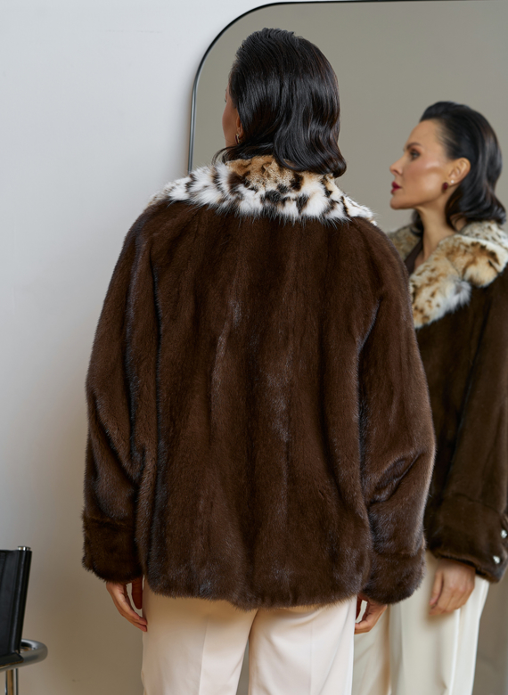 Куртка из меха норки с английским воротником из меха рыси Куртка из меха норки с английским воротником из меха рыси