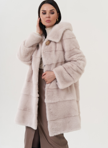 Шуба из норки с капюшоном  Шуба из норки с капюшоном