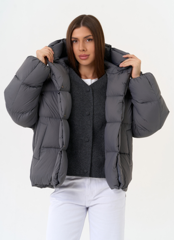 Короткий пуховик с трикотажной манишкой Короткий пуховик с трикотажной манишкой