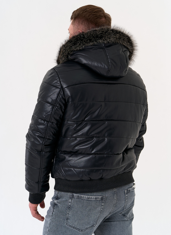Пуховик из эко кожи черного цвета  Пуховик из эко кожи черного цвета