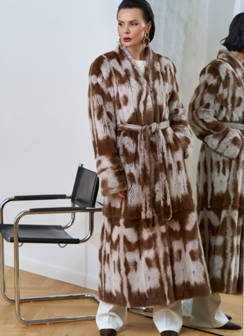 Шуба из норки с анималистичным принтом Шуба из норки с анималистичным принтом