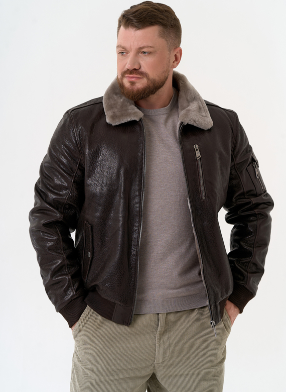 Мужская дубленка коричневого цвета Мужская дубленка коричневого цвета