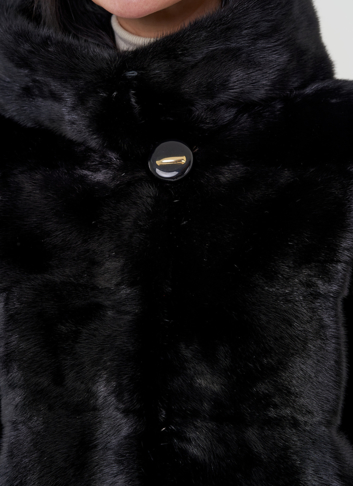 Шуба из норки с капюшоном черного цвета Шуба из норки с капюшоном черного цвета